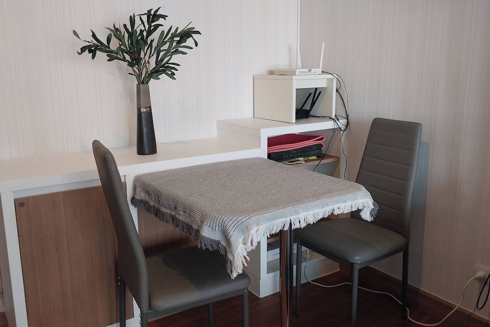 Riverview Condo Near Icon Siam Hi Speed Internet