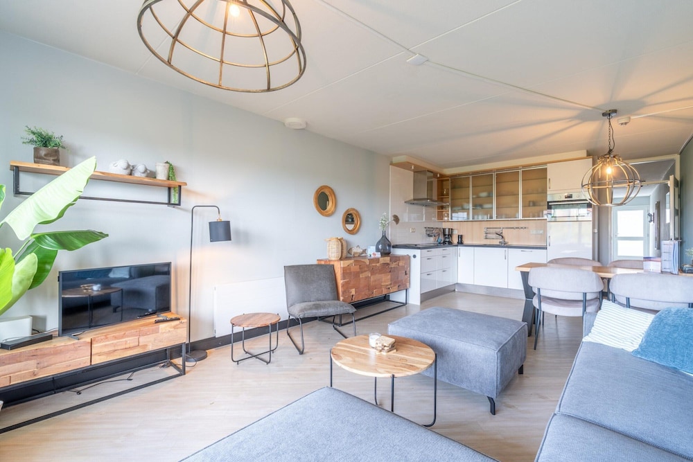 2-person Island-sea View Apartment With Sauna