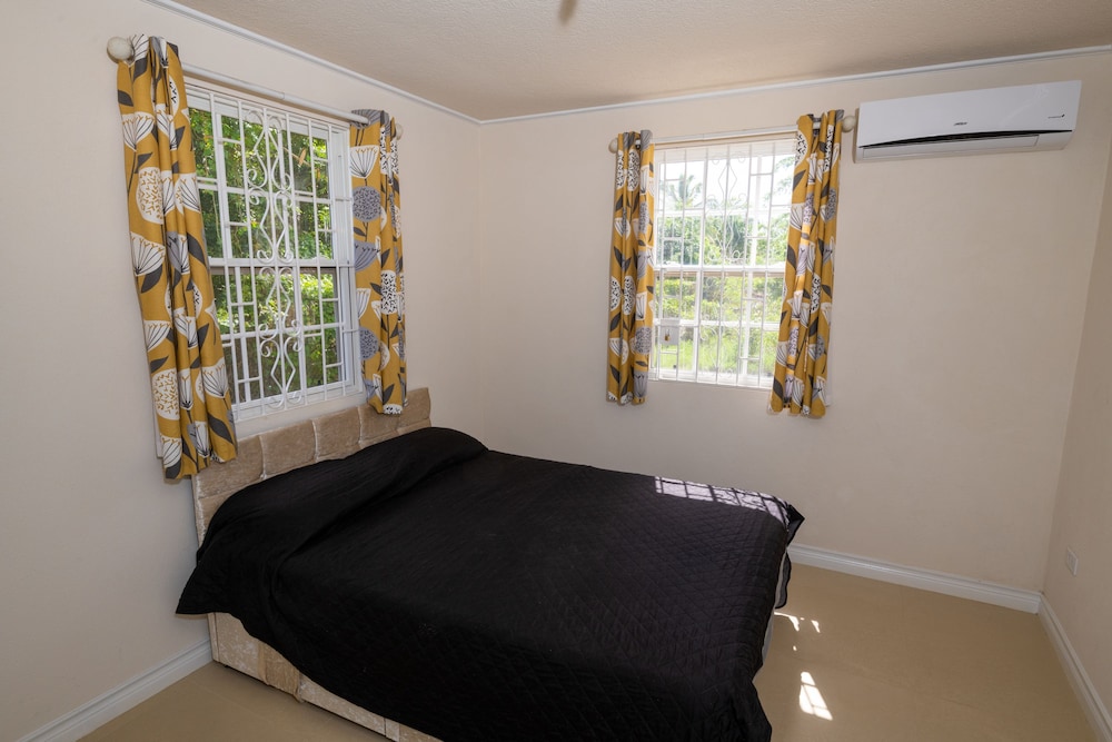 THE Cottage, Saint Davids, Christ Church, Barbados view 3
