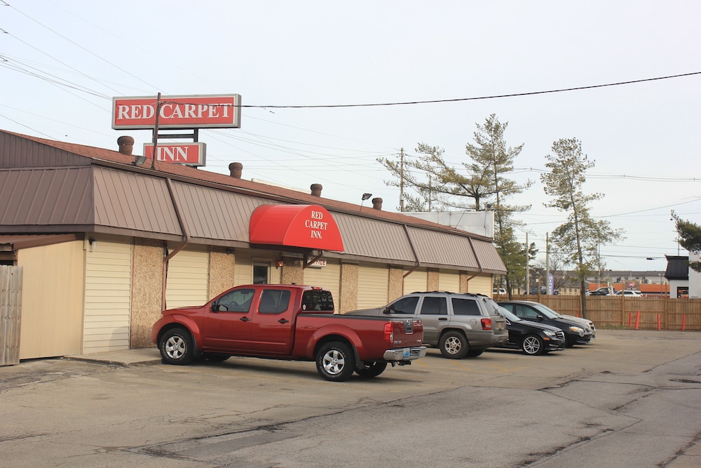 Red Carpet Inn - Louisville