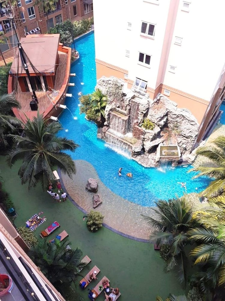 Atlantis Condo Pattaya by Panissara
