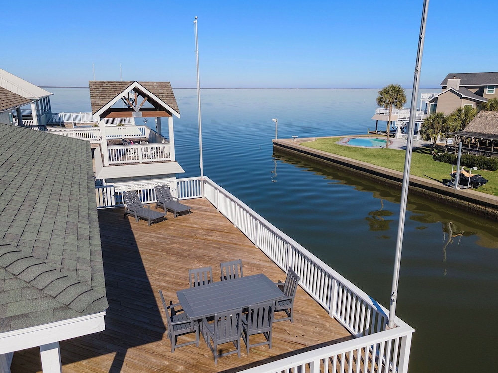 Reelview by Ryson Vacation Rentals