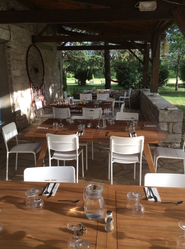 La Roane Yoga & Creativity Center