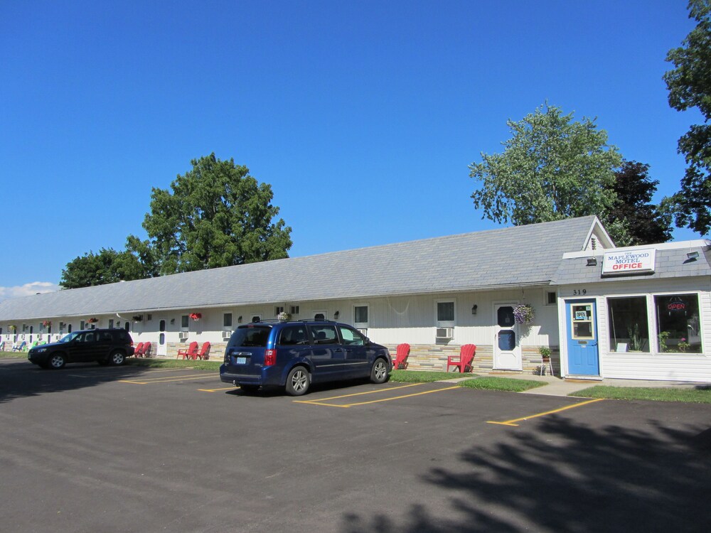 The Maplewood Motel