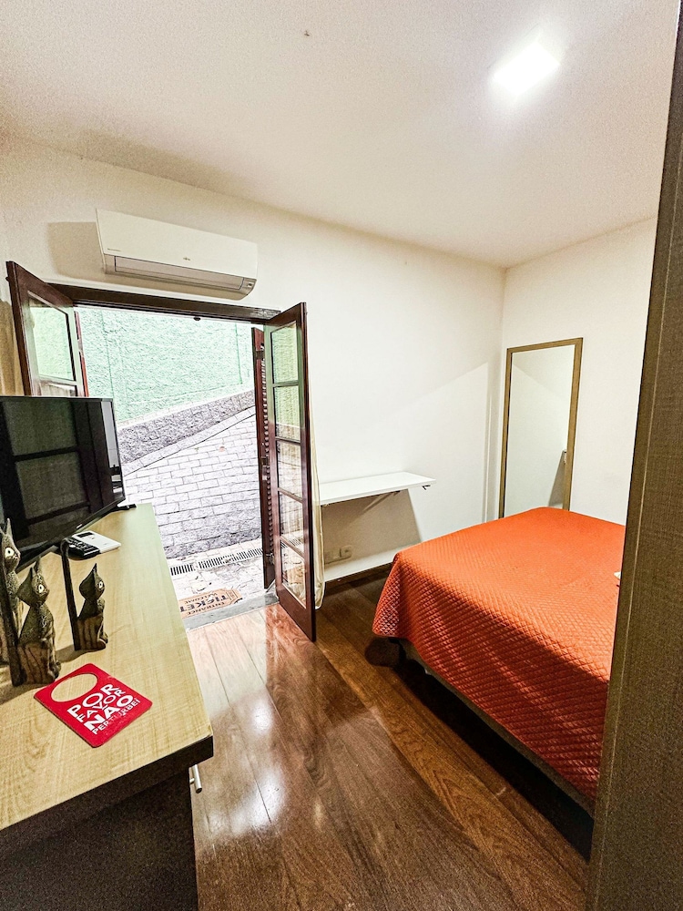 Casa de Luxo 2500m na Granja Viana