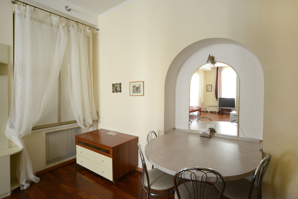 Kiev Accommodation Hotel Service