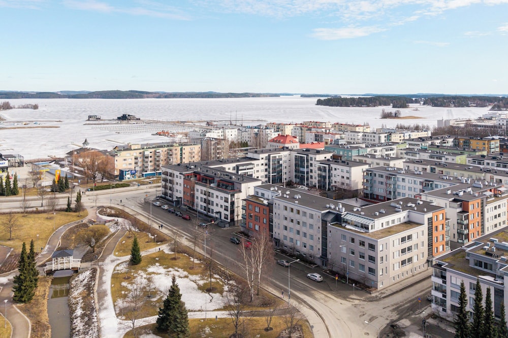 Homelike 1BR Apt. with Sauna & Parking