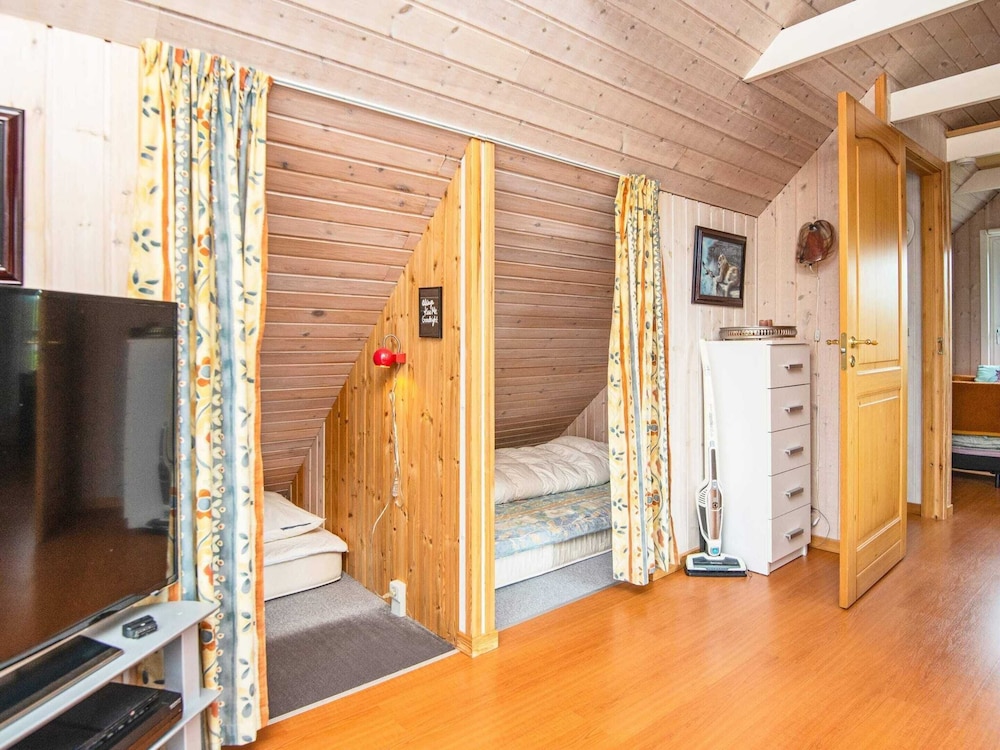 5 Person Holiday Home in Hemmet view 3