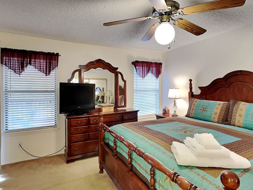 Pinon Park by Ruidoso Vacation Rentals view 4