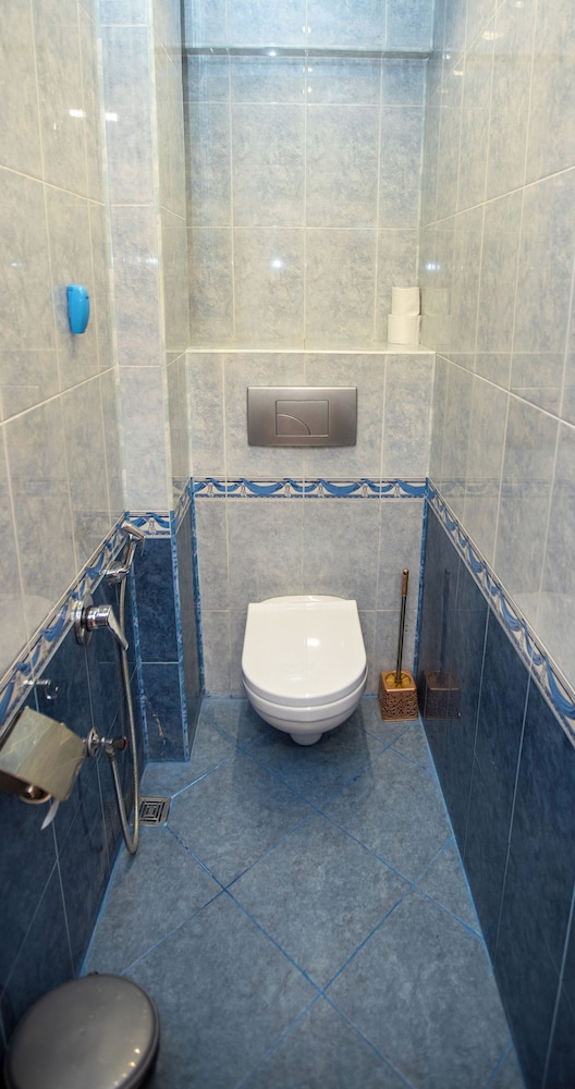 Dondar Apartment Formula 1 view