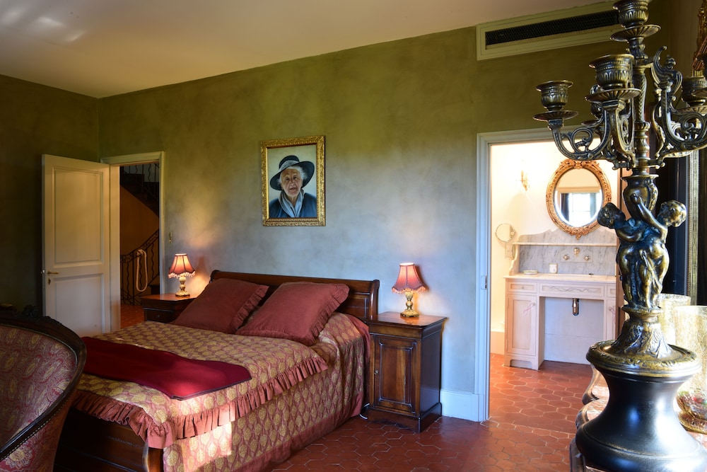 Chateau Mentone view 2