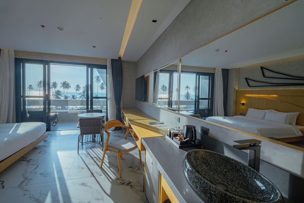 The Hotel Elizabeth Resort and Villas