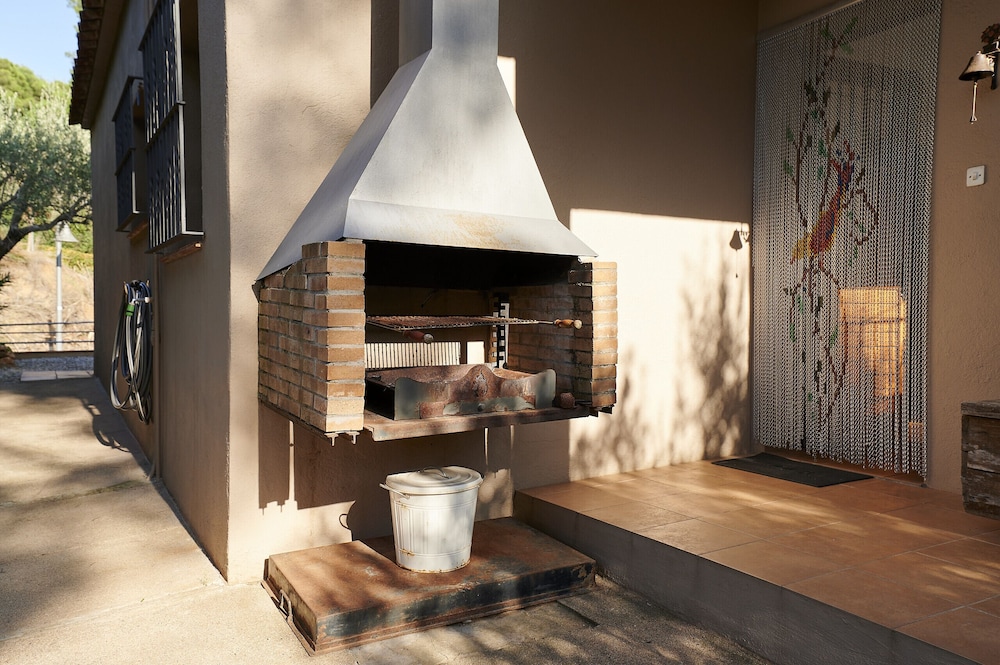 Masso in Llafranc With 3 Bedrooms and 1 Bathrooms