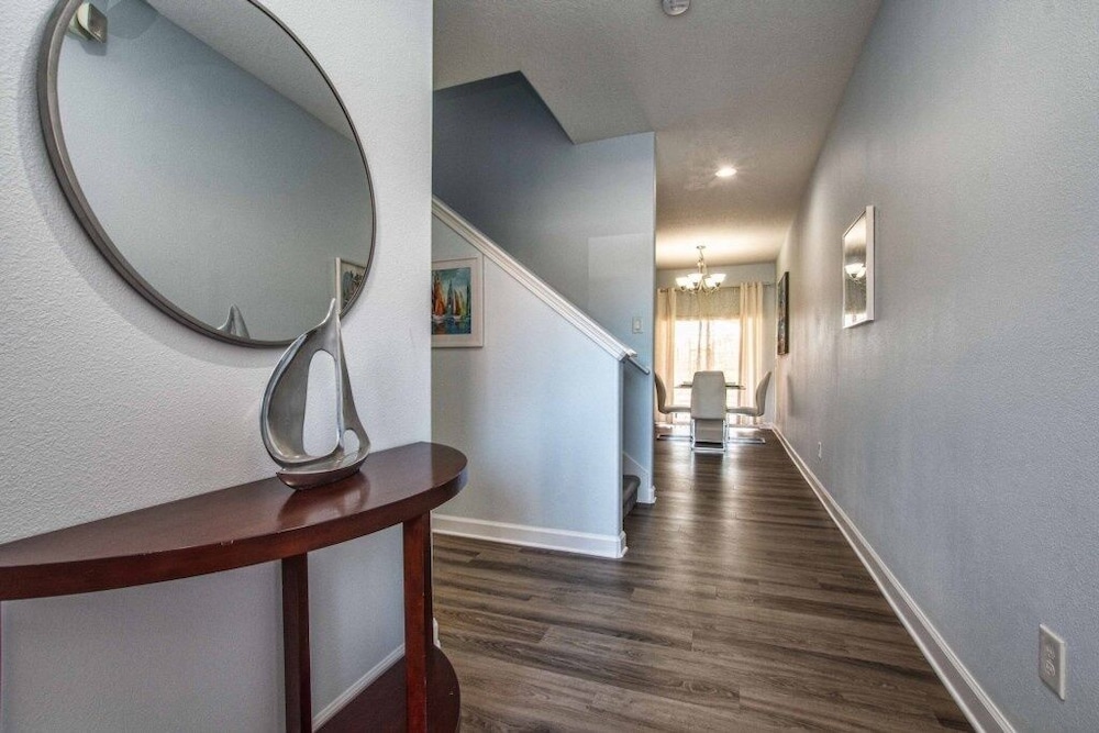Tropical Waterfront, Completely Redone W/pool-3033 4 Bedroom Townhouse by Redawning view 3