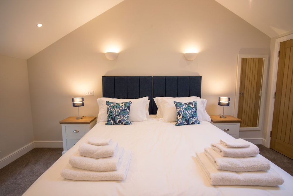 Victorian Stable Conversion in a Grade II' Listed Cumbrian Estate view 3