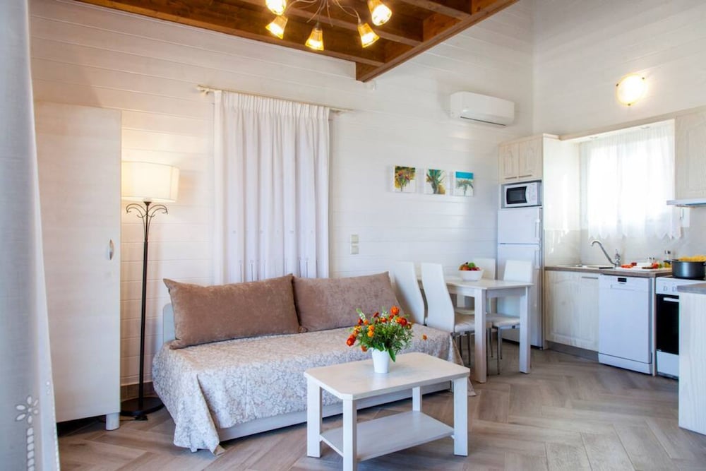 Vissala 2 Paeonia in Chortata view 4