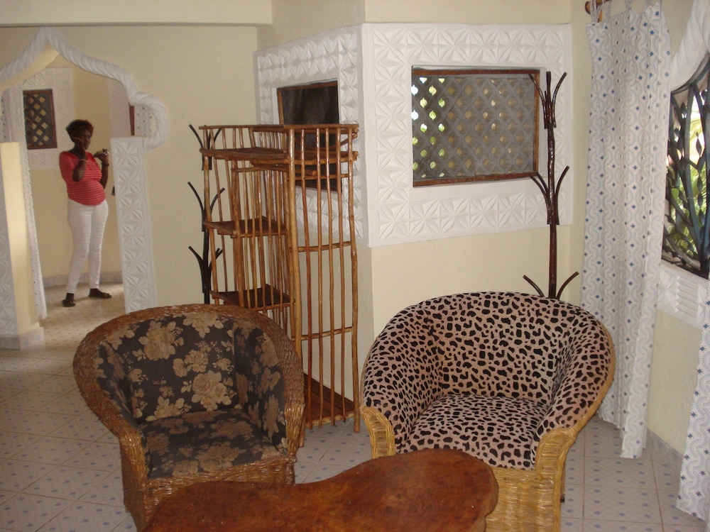 Coconut Beach Apartments