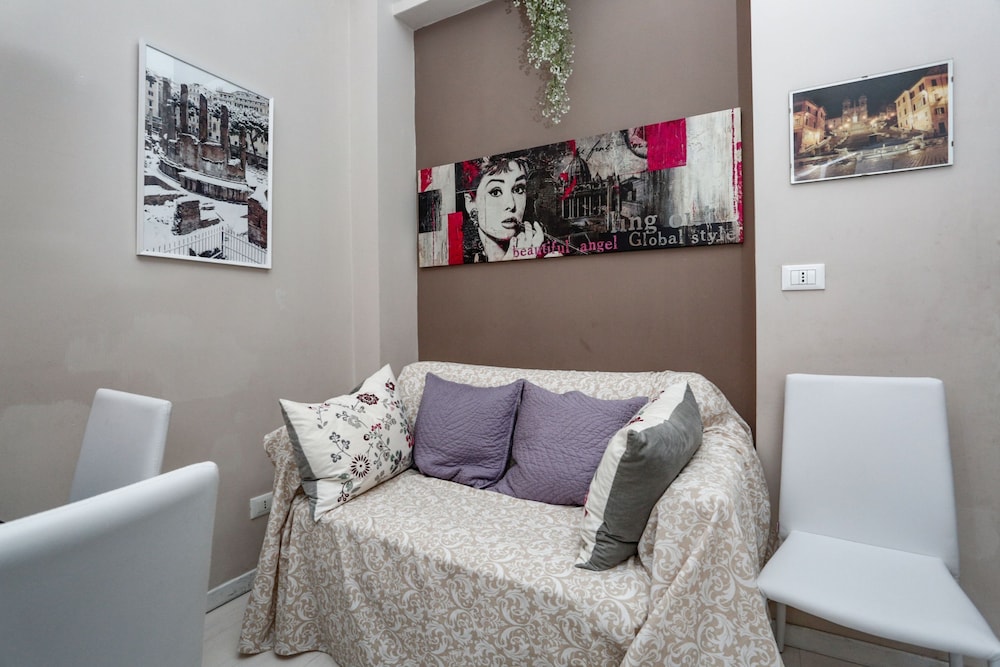 American Uni 2Br Lovely Apt