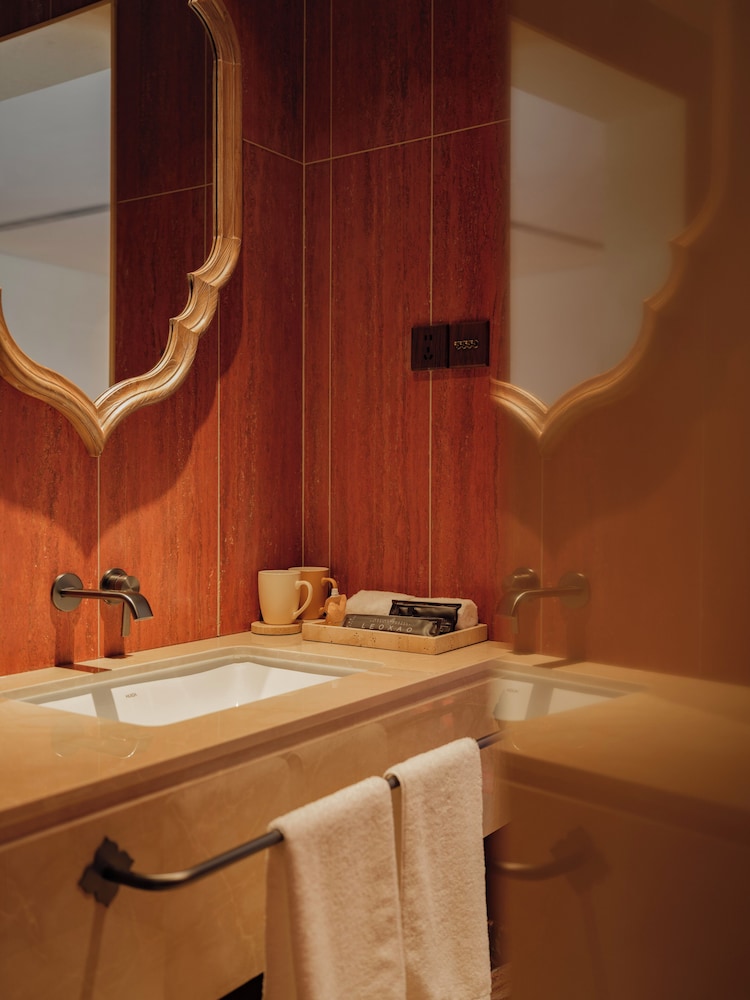 Rizamat Manor Bed&Breakfast