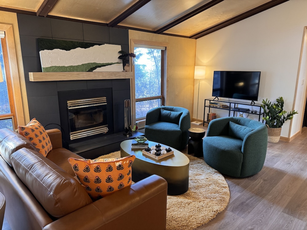 Cascade Lodge