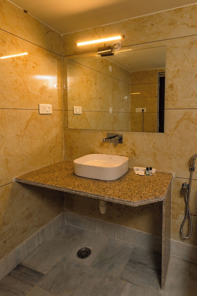 Marubhumi Luxury Resort