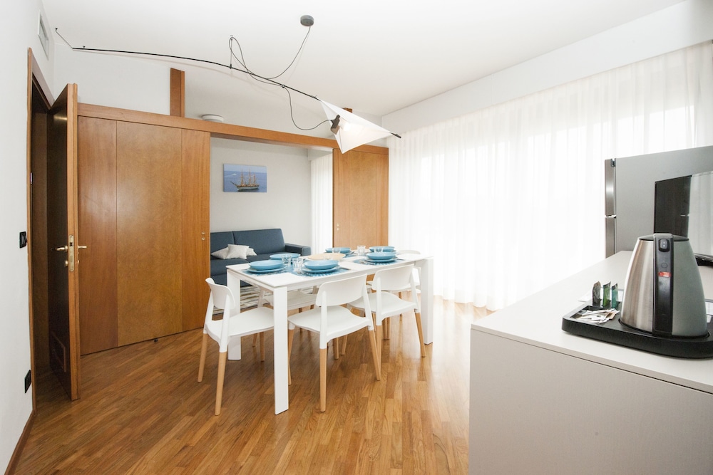 Suites Marilia Apartments