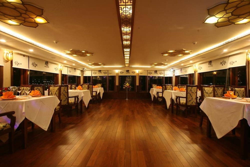 Oriental Sails