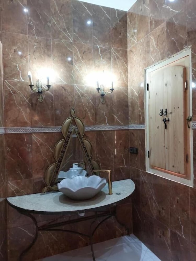 eden suites