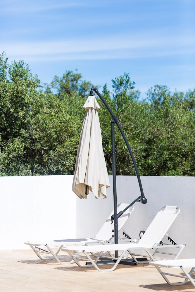 Villa Kounoupas With Pool Views Near the Beach view 5