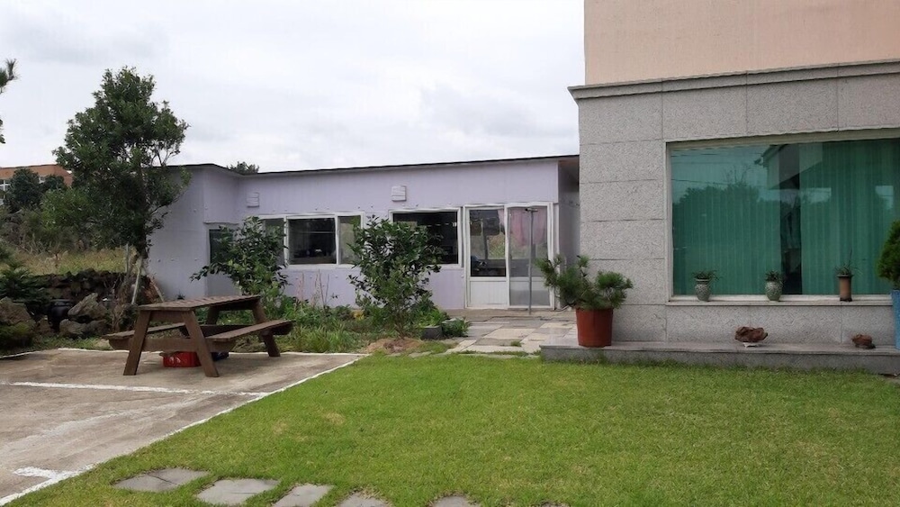 Woojinsam Pension