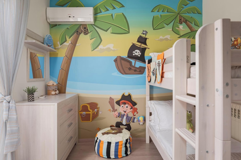 Ema's Guest House