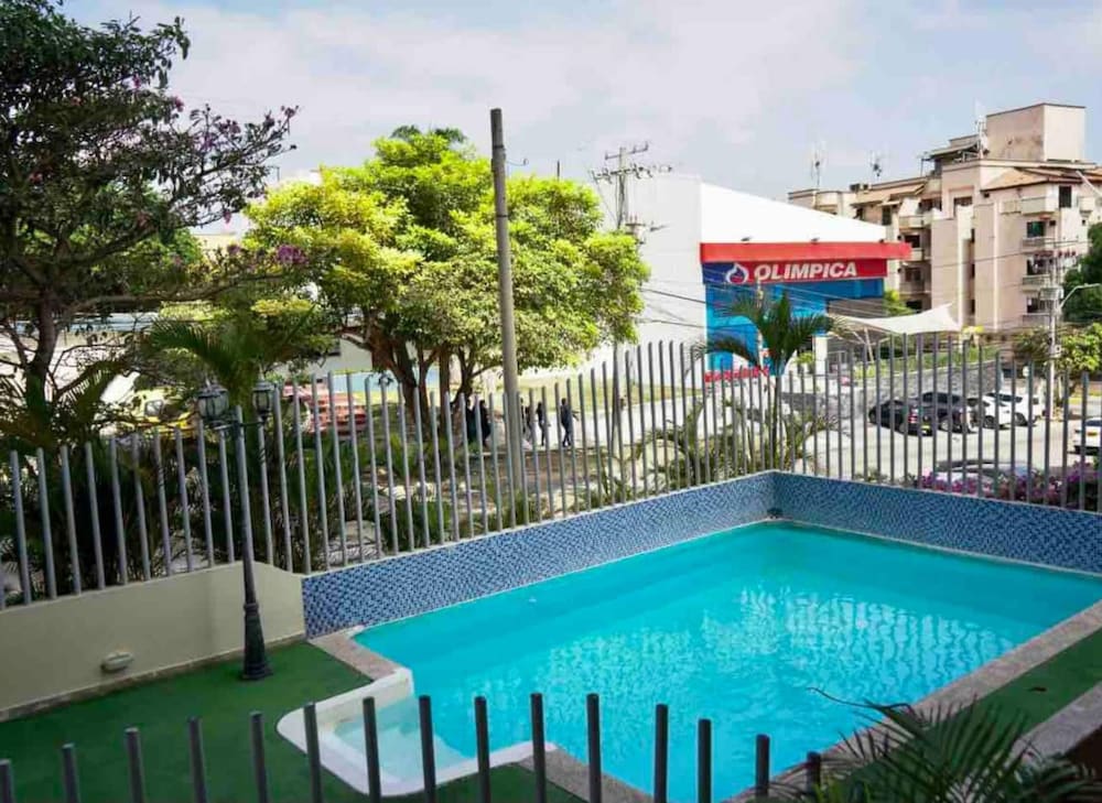 Apartamento Vacacional en Ciudad Jardín view 2
