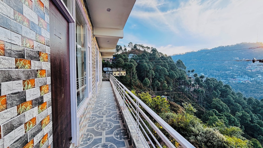 Red Stone Kasauli