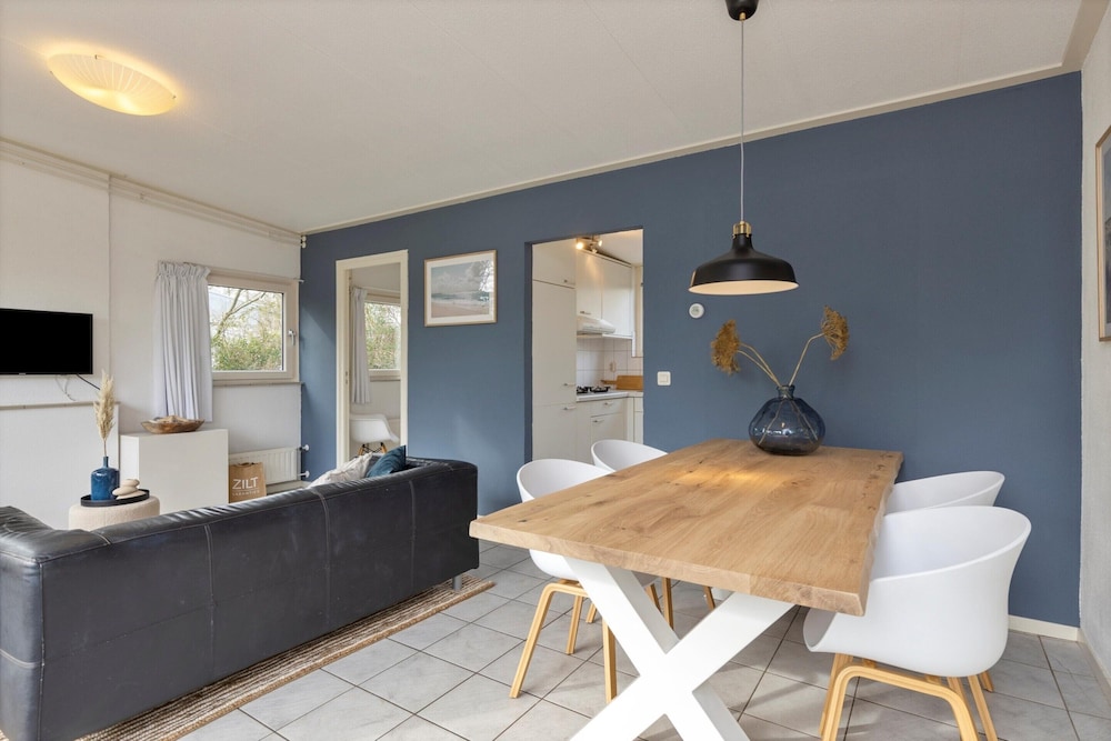 Apartment Near North Sea Beach