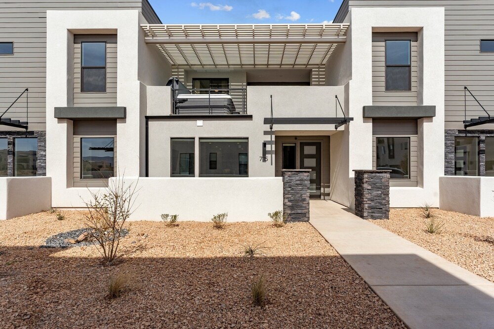 Starlight Sanctuary 4 Bedroom Townhouse
