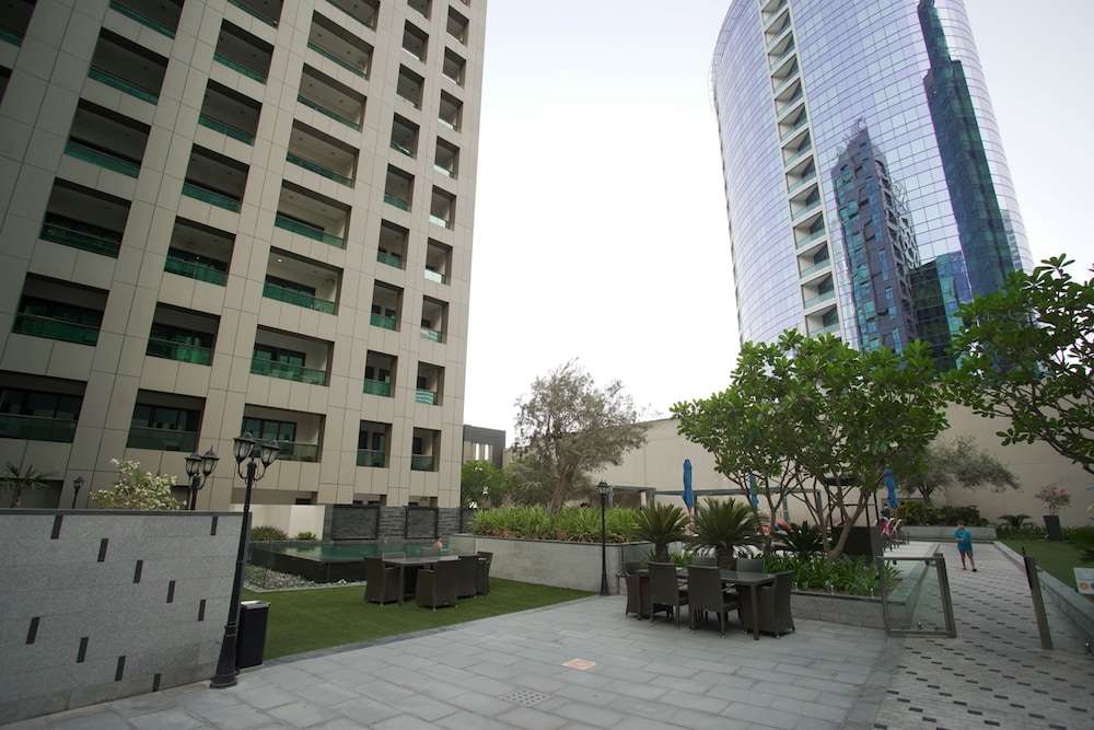 OSKENA Vacation Homes - Damac Maison Cour Jardine
