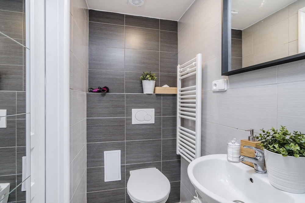 Charm APTs in Prague by Michal&Friends