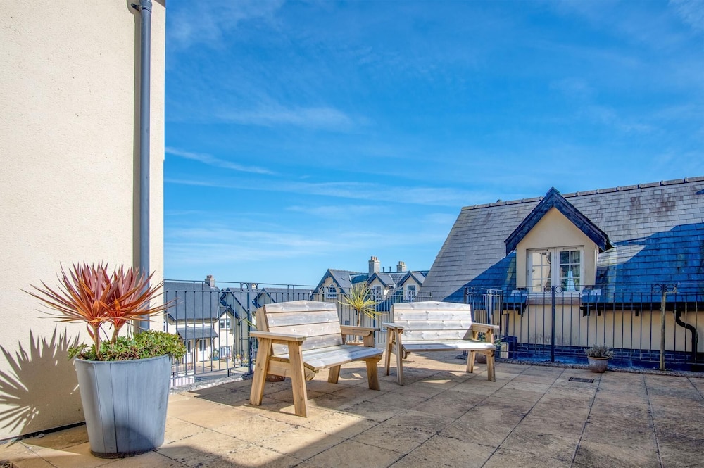 29 Rhodewood House - 2 Bedroom - Saundersfoot