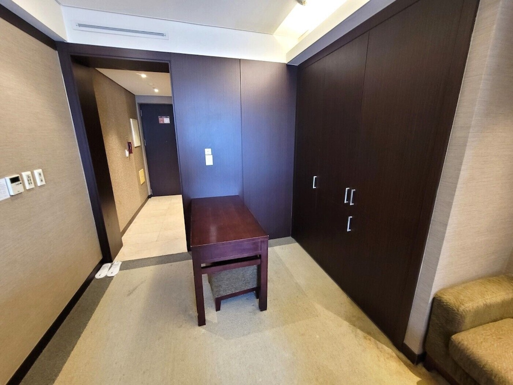 W Residence Hotel Centum City 5