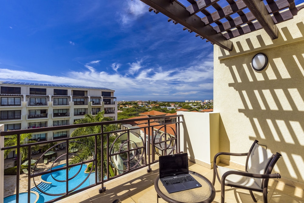 Palm Aruba Condos