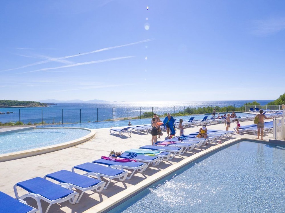 Lagrange Vacances Camping de l'Arquet photo 4