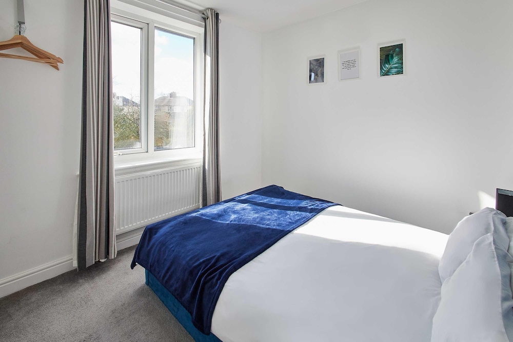 Host Stay York City House