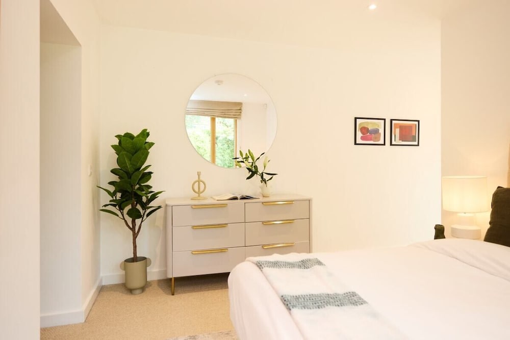 The Putney Wonder - Dazzling 3bdr Flat With Garden