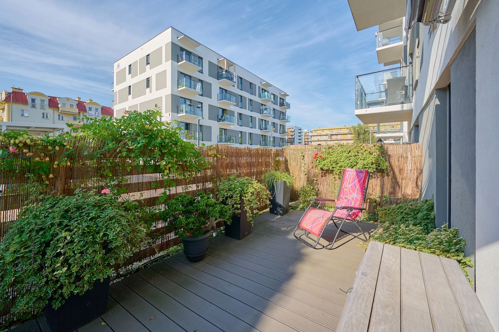 Poznan Apartment With Garden by Renters view 5