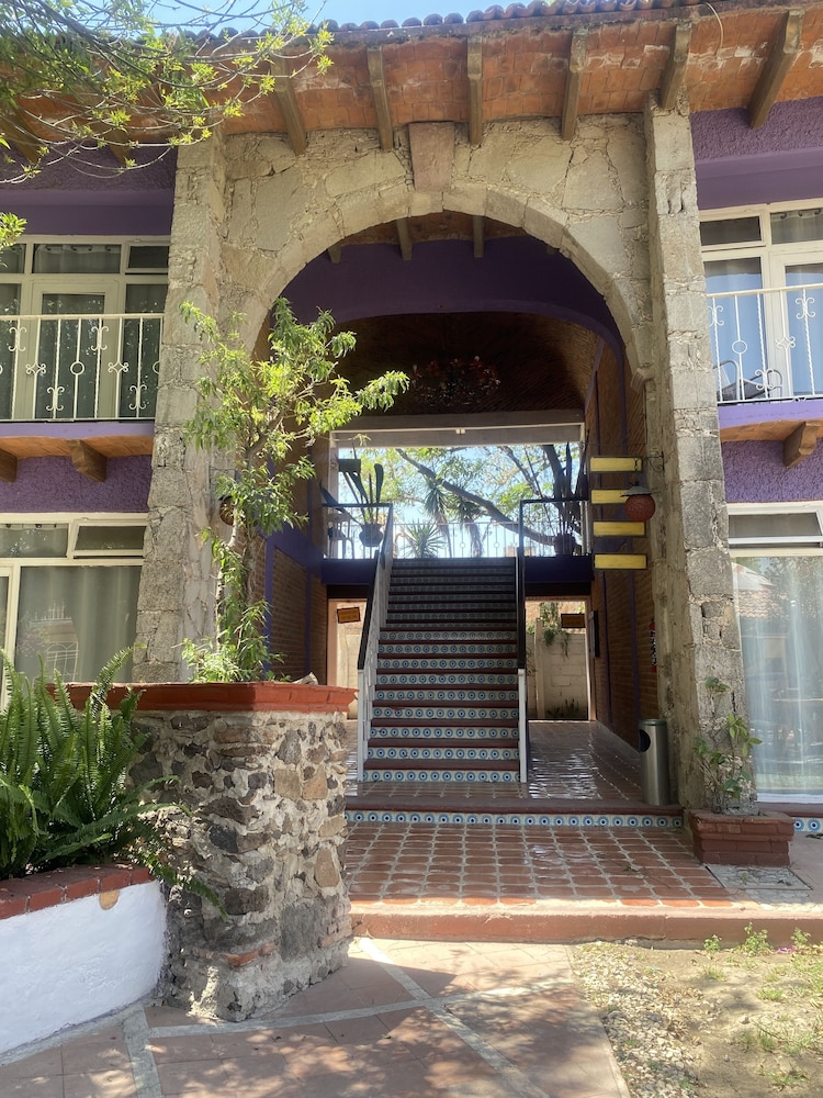 Hotel sauces - Image 1