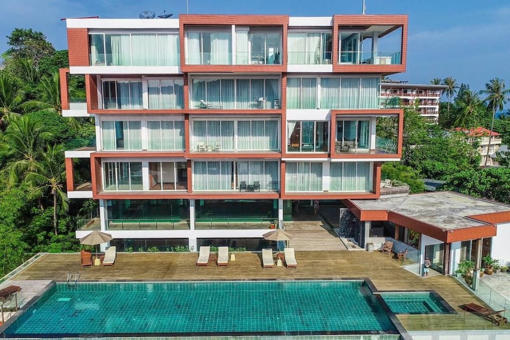 Q Kata Residence