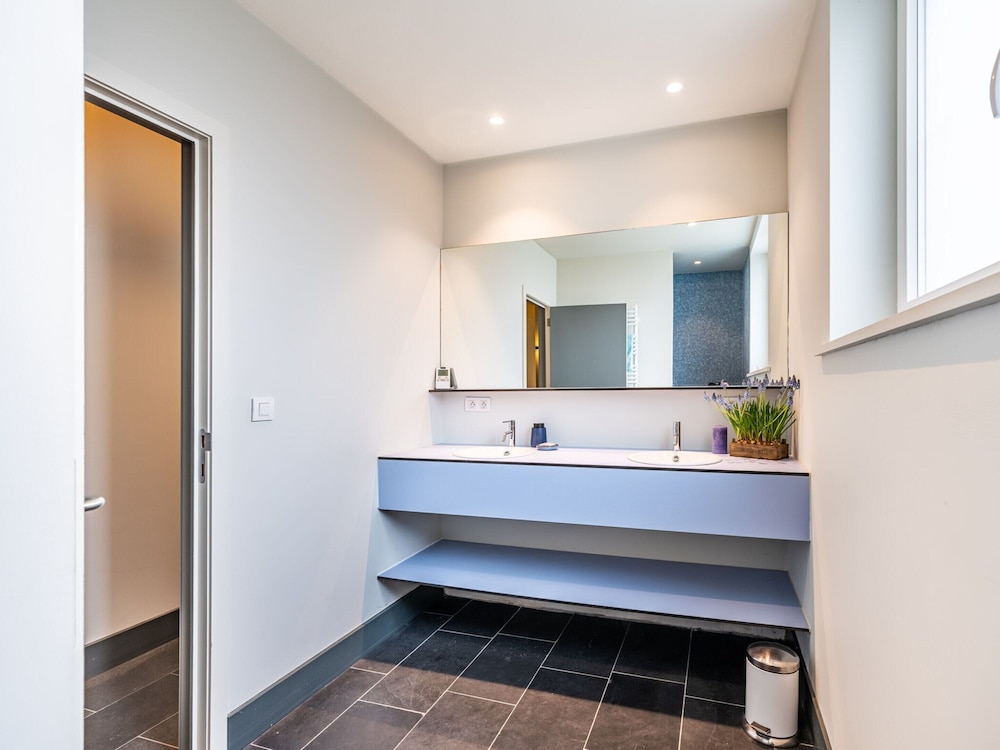 Apartment in Sint-idesbald Near the Beach