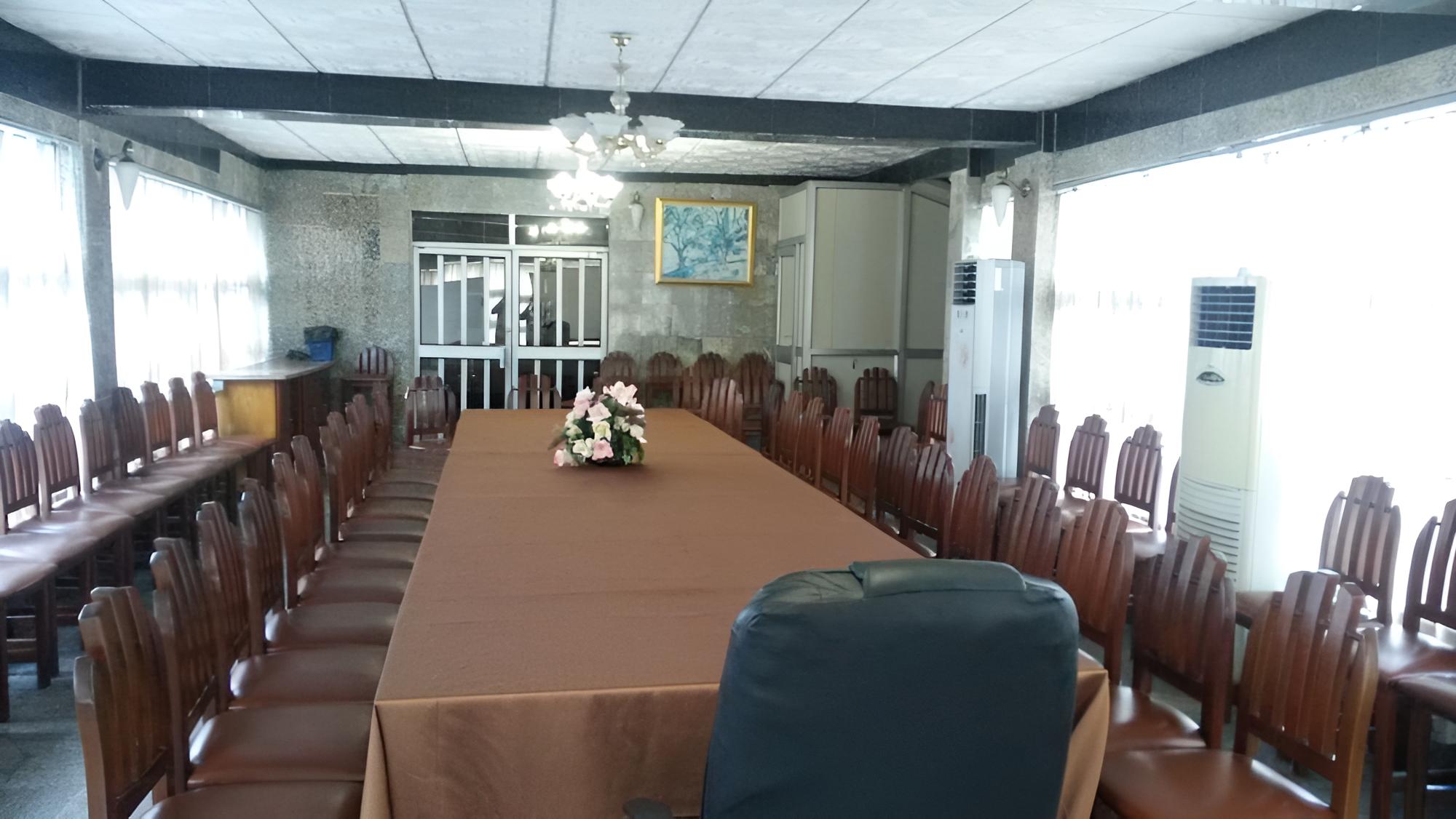 Starking Suites
