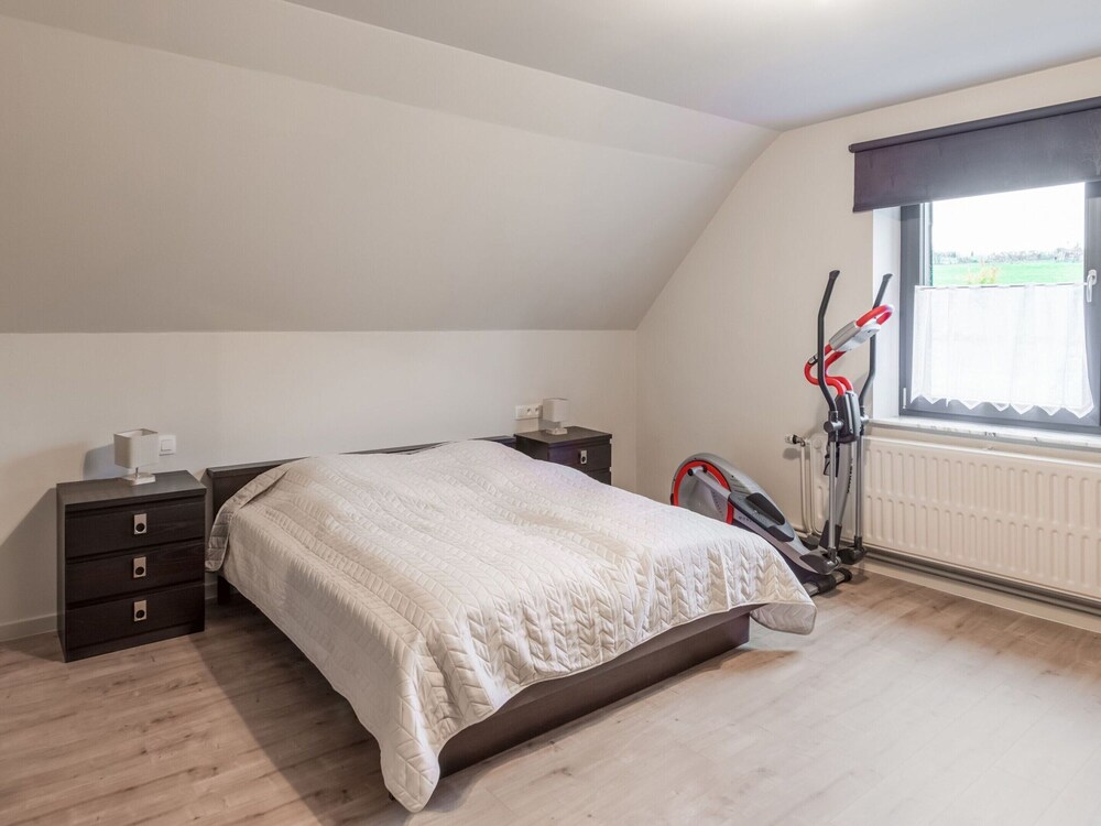 Holiday Home in Bullingen With Garden