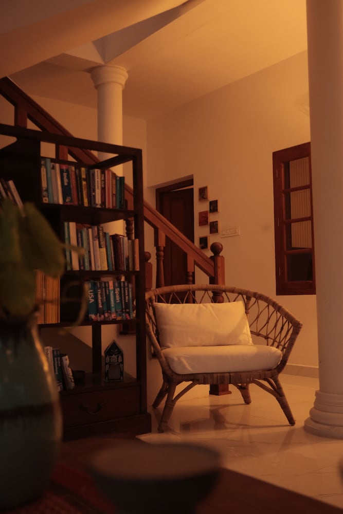 Palliath House-Heritage Villa Beachside